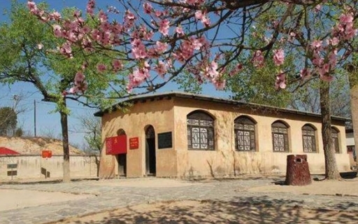 1748223640172542.jpg 1747704248398378.jpg